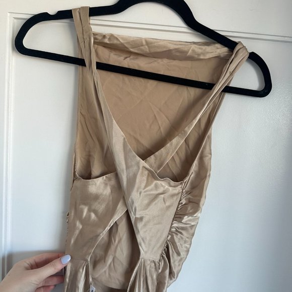 NWT Reformation Casette Silk Maxi Dress in Sand Tan Sz 4 Criss-cross Back Ruched - Picture 13 of 14
